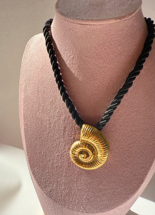 Collar Ursula