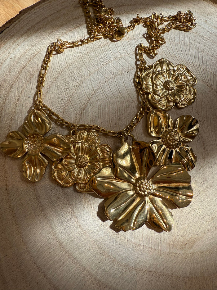 Collares